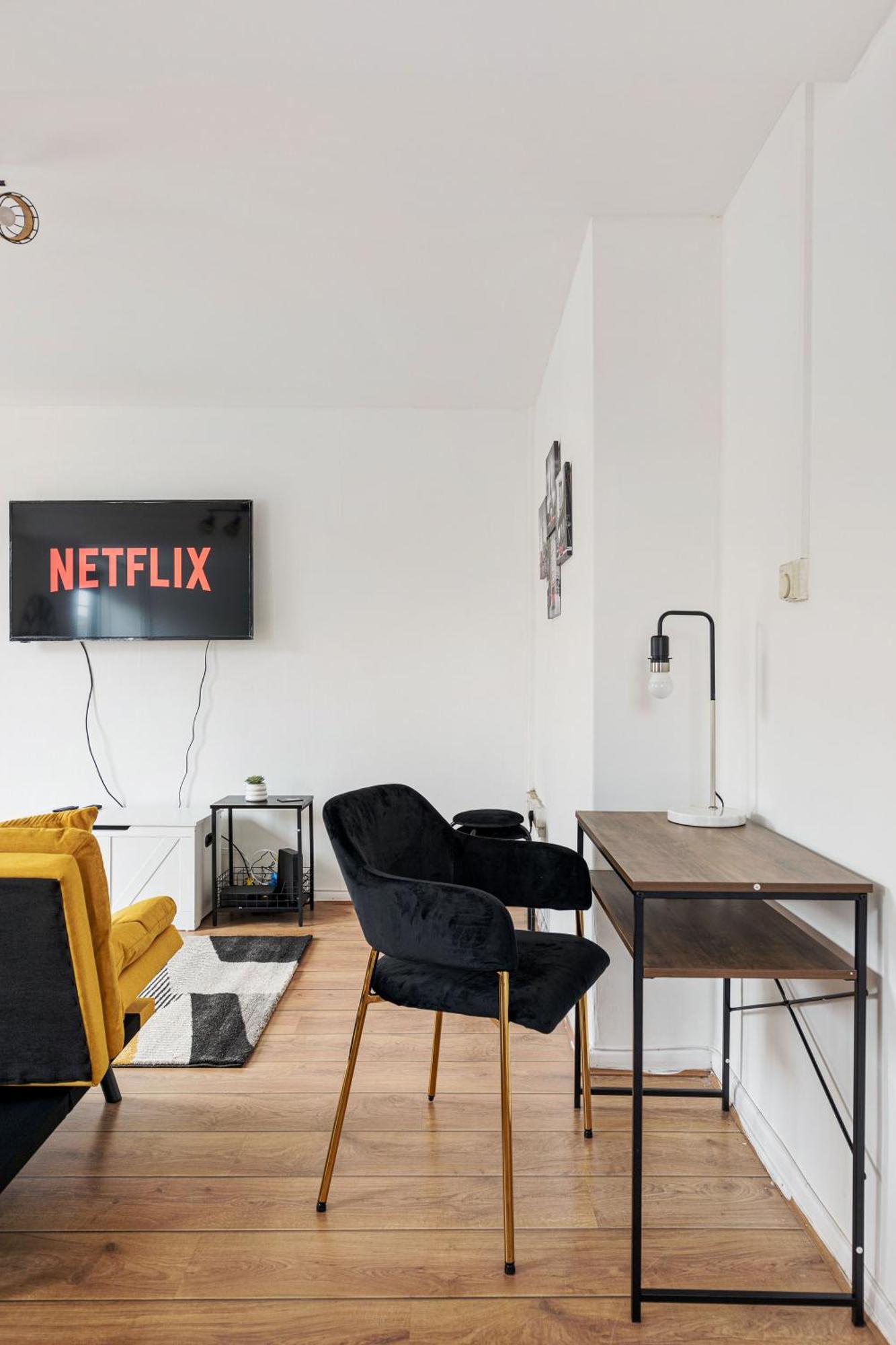 Sleek Shoreditch Hideout - 2 Bed Gem With Balcony In Central London Exterior foto